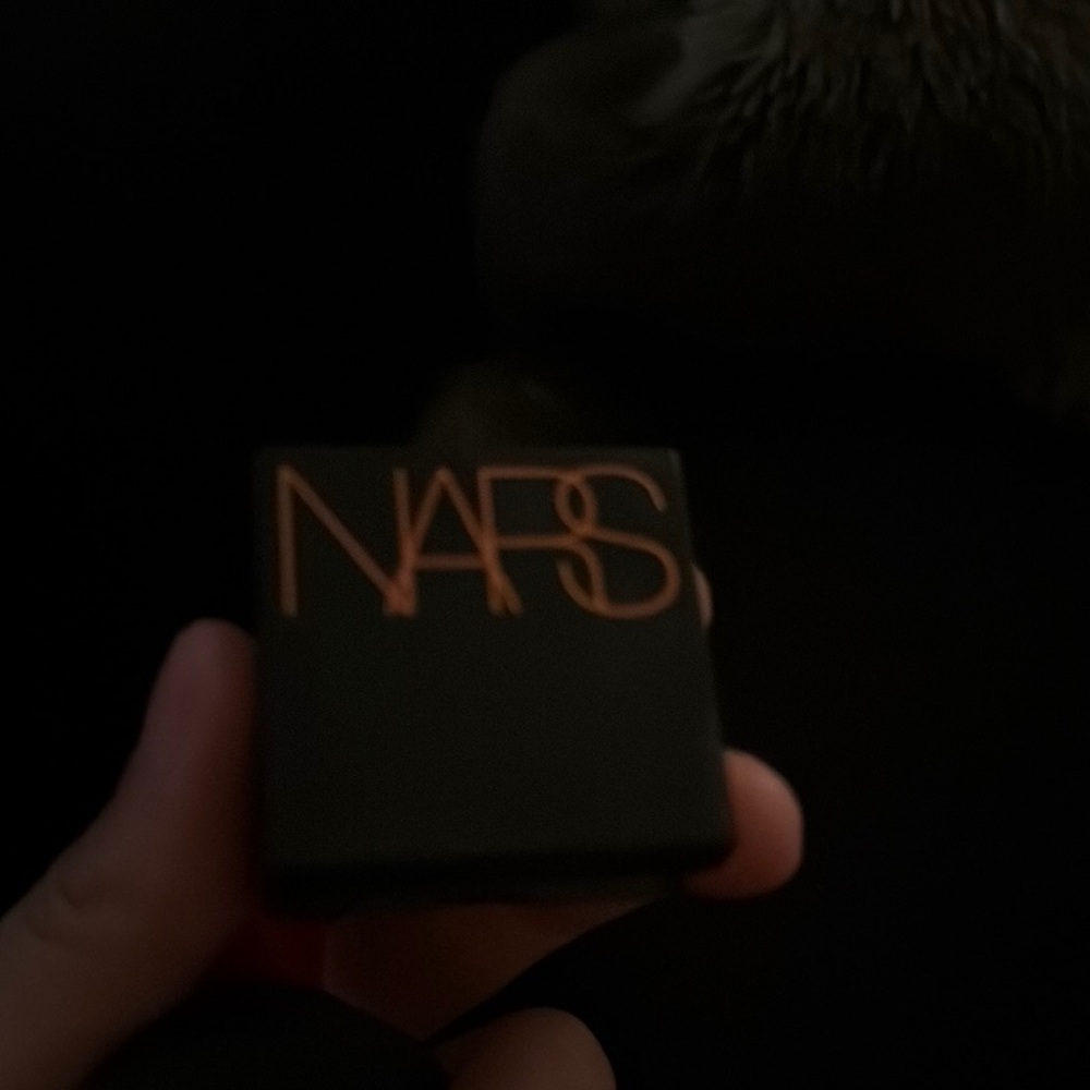 NARS Black and Gold Compact - travel size never been used